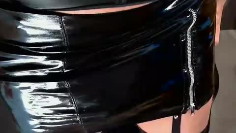 Snapshot of sarateasetv chatting on February 7, 2025, 10:20 pm Anything you like online show from February 7, 2025, 10:20 pm