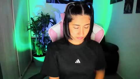 saratukkerr online show from November 7, 2025, 6:13 am