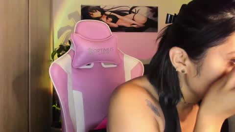 saratukkerr online show from November 23, 2025, 5:35 pm