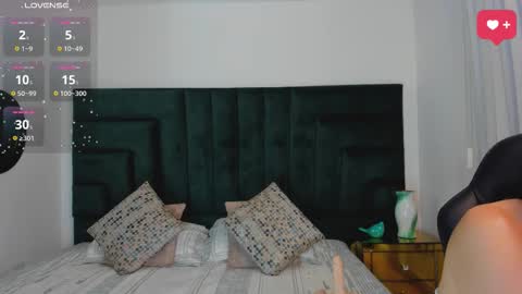      online show from October 31, 2025, 2:12 am