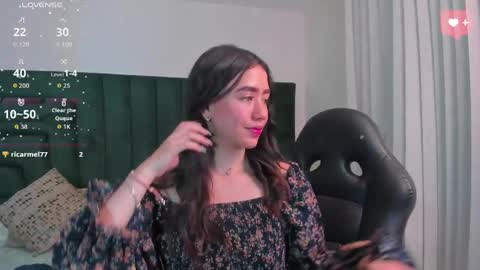 Snapshot of sarawagner_ chatting on May 22, 2026, 12:18 am online show from May 22, 2026, 12:18 am