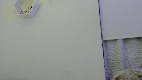 Saray  online show from February 24, 2026, 4:21 am