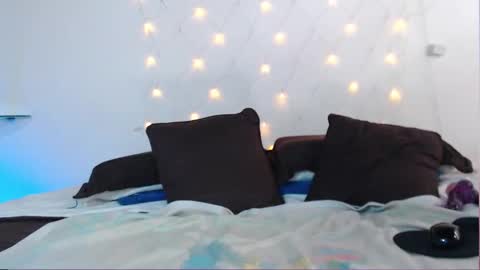 saray__jones online show from February 18, 2025, 2:27 pm