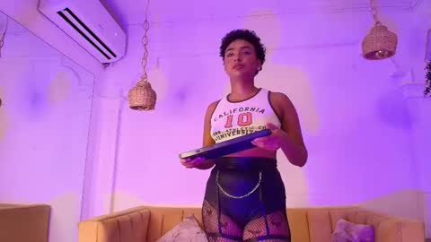 Saray Mardez online show from February 9, 2025, 12:30 pm