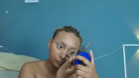 Saray Mardez online show from November 3, 2025, 12:17 pm