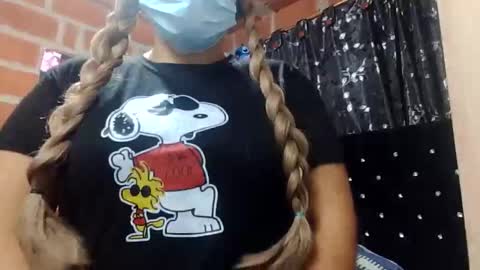 saray_mixx online show from November 3, 2025, 3:19 am