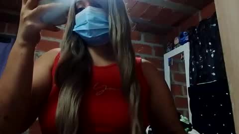 saray_mixx online show from November 4, 2025, 2:10 am