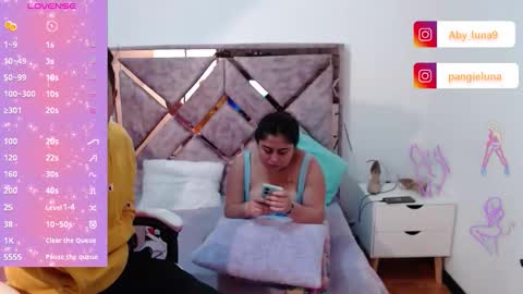 sarayandre online show from September 15, 2025, 3:28 am