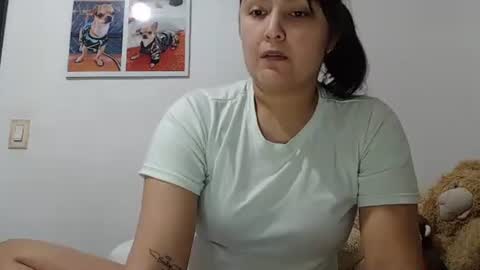 Snapshot of sarayx chatting on March 9, 2026, 3:32 am mery online show from March 9, 2026, 3:32 am