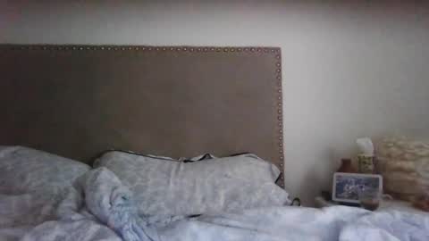 Sara online show from November 9, 2025, 2:26 pm