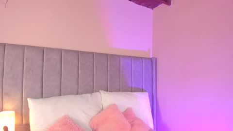 Sara Garcia online show from November 9, 2025, 5:28 am