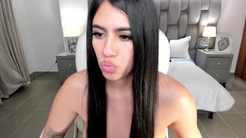  Saritaaa  online show from December 15, 2024, 10:07 am