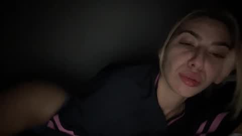 Snapshot of sarrah_rossy chatting on January 28, 2025, 10:56 pm Sarrah online show from January 28, 2025, 10:56 pm