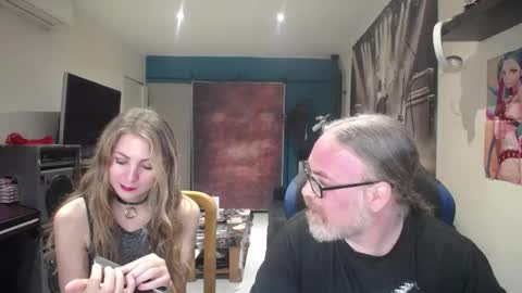 Giselle and Jay online show from October 9, 2025, 6:22 am