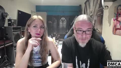 Giselle and Jay online show from November 5, 2025, 6:02 am