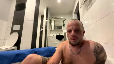 Men37 online show from September 12, 2025, 6:41 pm