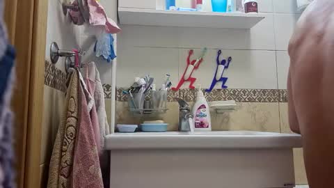 Snapshot of sasha999111 chatting on February 23, 2025, 8:22 pm Eldak23 online show from February 23, 2025, 8:22 pm