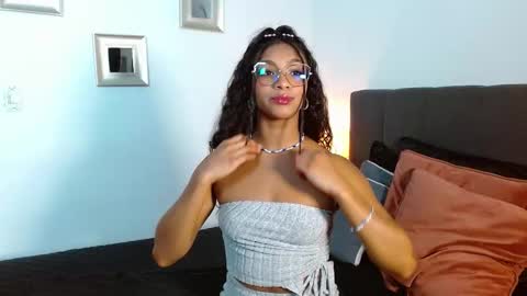 Snapshot of sasha_bowei chatting on October 1, 2025, 1:55 am sasha_bowei online show from October 1, 2025, 1:55 am