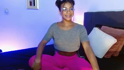 Snapshot of sasha_bowei chatting on October 19, 2025, 2:01 am sasha_bowei online show from October 19, 2025, 2:01 am
