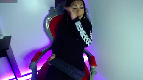Snapshot of sasha_brattz chatting on December 14, 2024, 9:56 pm Sasha Brattz online show from December 14, 2024, 9:56 pm