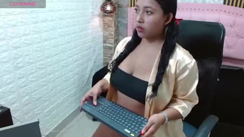 sasha online show from November 11, 2025, 11:21 am