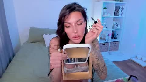 Snapshot of sasha_miro chatting on May 6, 2026, 2:51 am Sasha Miro online show from May 6, 2026, 2:51 am