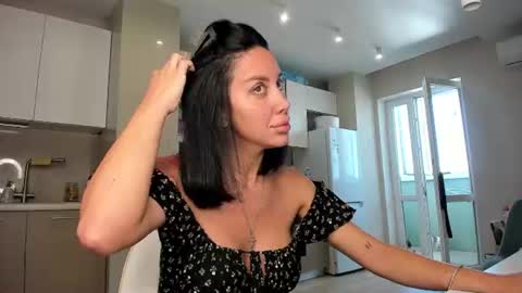 Snapshot of sasha_moon77 chatting on July 17, 2026, 7:37 am Sasha online show from July 17, 2026, 7:37 am