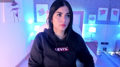 Camila  online show from December 15, 2024, 11:23 am