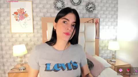 Camila  online show from September 13, 2025, 11:43 am