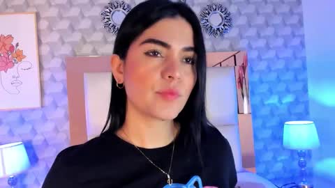 Camila  online show from October 31, 2025, 10:49 am