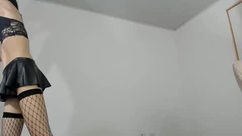 Snapshot of sasha_sissy1 chatting on March 1, 2026, 2:57 am Sasha Sweet online show from March 1, 2026, 2:57 am