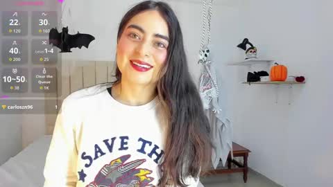 Sashaa online show from October 24, 2025, 11:17 am