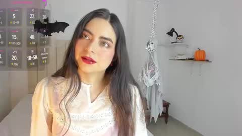 Sashaa online show from October 31, 2025, 11:22 am