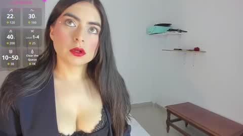 Sashaa online show from November 5, 2025, 12:27 pm