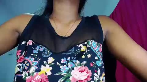 sashabreck1 online show from January 15, 2025, 4:36 am