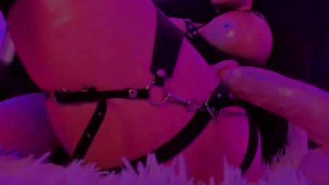 Snapshot of sashachase chatting on February 3, 2025, 4:57 am Sasha online show from February 3, 2025, 4:57 am