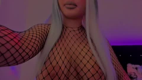 Snapshot of sashachase chatting on November 23, 2025, 4:01 am Sasha online show from November 23, 2025, 4:01 am