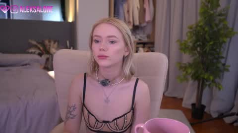 sashalore online show from March 28, 2026, 3:17 am