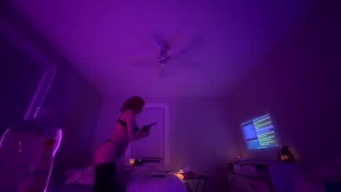 Snapshot of sashaminx6969 chatting on December 18, 2024, 6:21 am Sasha online show from December 18, 2024, 6:21 am