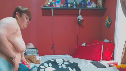 S A S H A R O S E online show from April 18, 2026, 7:07 pm