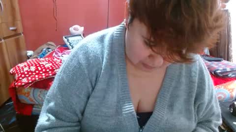 Snapshot of sasharosee2 chatting on May 13, 2026, 10:06 pm S A S H A R O S E online show from May 13, 2026, 10:06 pm