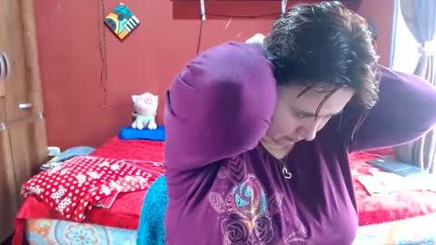 Snapshot of sasharosee2 chatting on May 25, 2026, 1:17 pm S A S H A R O S E online show from May 25, 2026, 1:17 pm