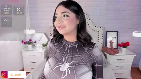 Snapshot of sashastrada_ chatting on October 24, 2025, 10:28 pm Sasha online show from October 24, 2025, 10:28 pm