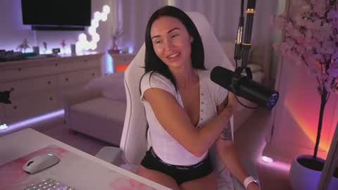 Snapshot of sashawest_official chatting on July 21, 2026, 10:56 pm sashawest_official online show from July 21, 2026, 10:56 pm