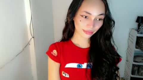 Snapshot of sashifoxdoll_ chatting on June 14, 2026, 10:23 pm Sashi online show from June 14, 2026, 10:23 pm