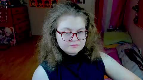 Snapshot of sashy_way chatting on July 7, 2026, 10:25 pm .Alexandra online show from July 7, 2026, 10:25 pm
