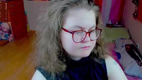 Snapshot of sashy_way chatting on July 8, 2026, 4:44 pm .Alexandra online show from July 8, 2026, 4:44 pm
