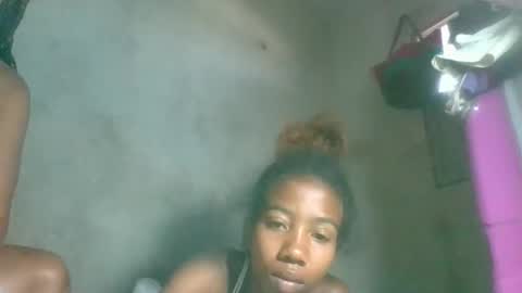 sasivia08 online show from February 25, 2026, 5:39 am