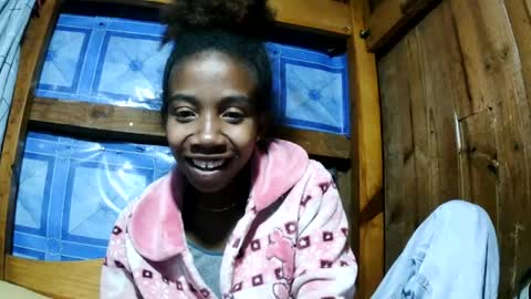 Snapshot of sasivia08 chatting on June 24, 2026, 9:25 pm sasivia08 online show from June 24, 2026, 9:25 pm