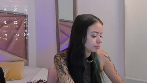 Snapshot of saskiagrendel chatting on May 25, 2026, 6:25 pm saskiagrendel online show from May 25, 2026, 6:25 pm